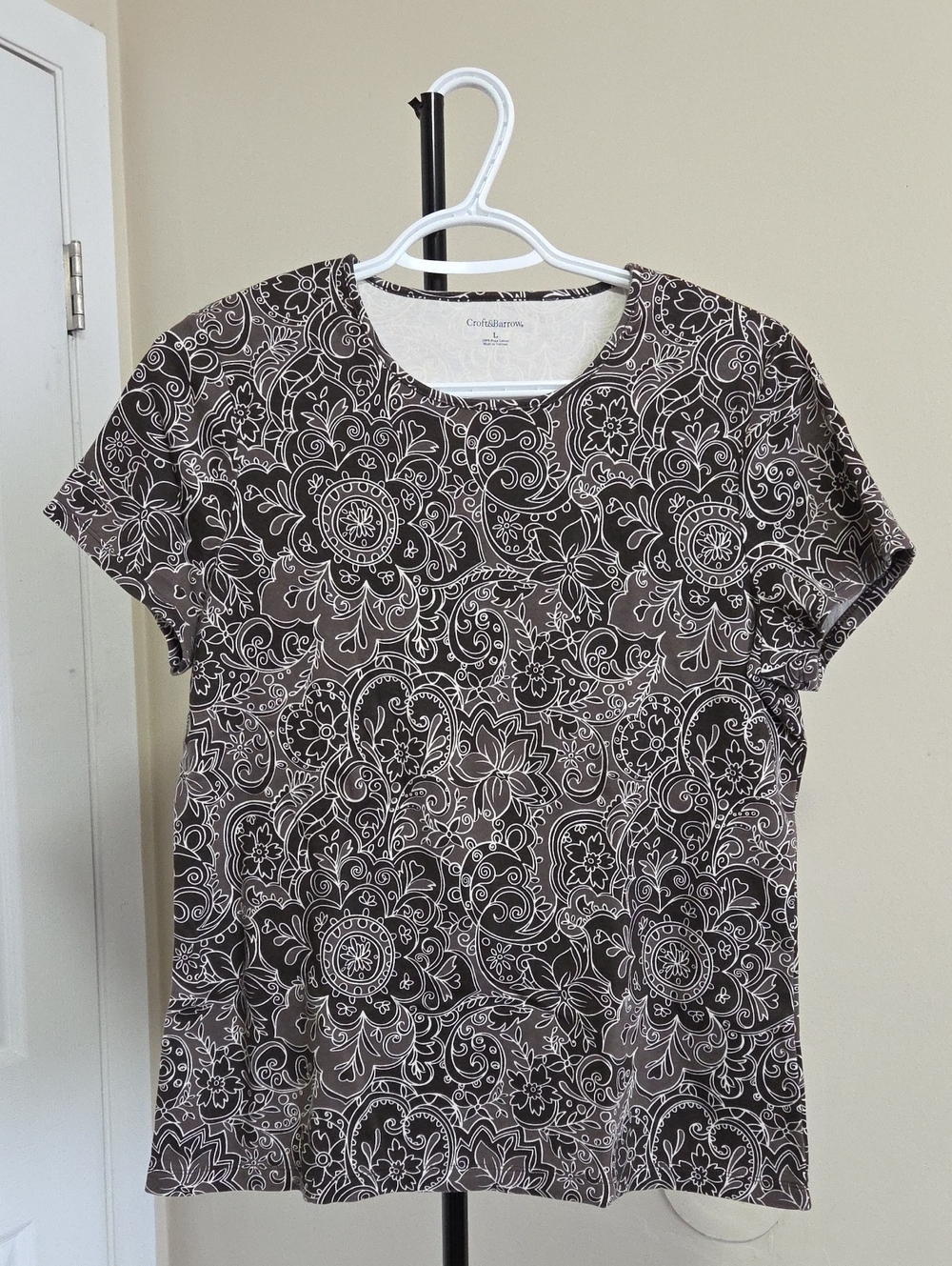 croft & barrow Brown and White Floral Paisley Short-Sleeve Tee